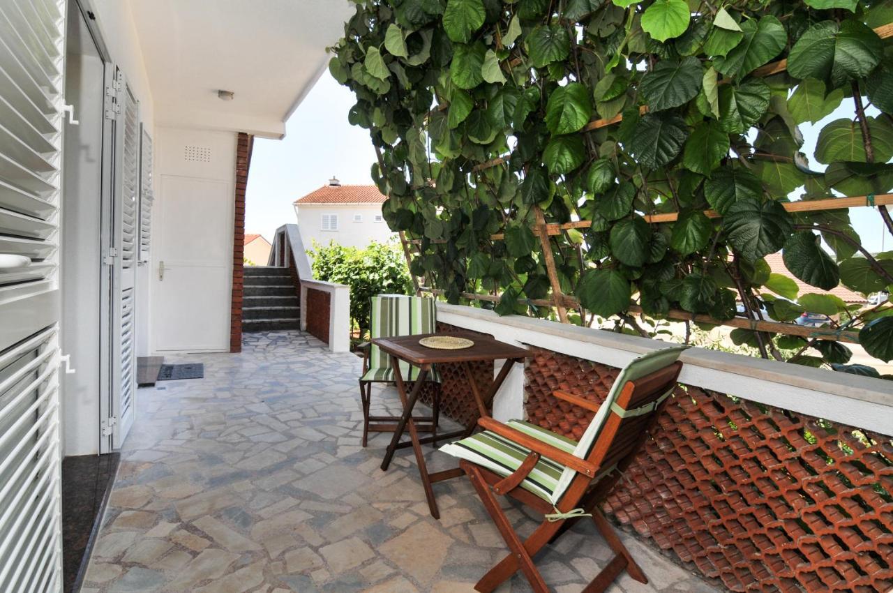 Apartments Kankul Đảo Krk Ngoại thất bức ảnh